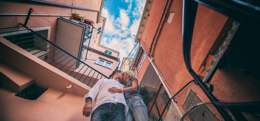 Engagement Photographer Manarola - Cinque Terre